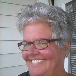 Meet your Posher, Debbie